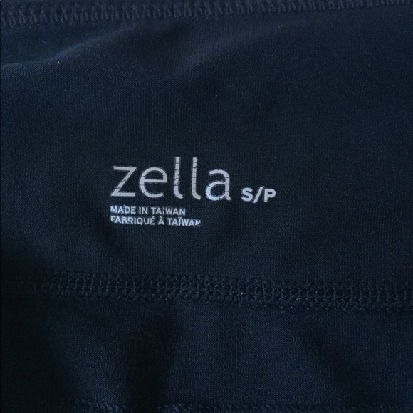 Black Zella Leggings W/ Mesh Detailing Size Small - Picture 6 of 6